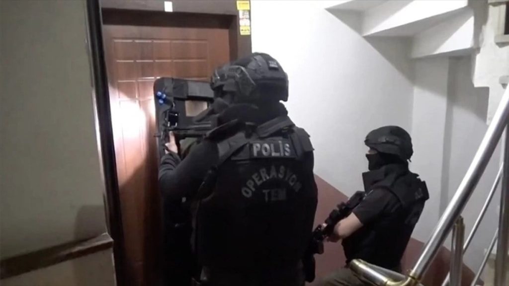 15 ilde teror operasyonu 139 supheli yakalandi wMO2GiLj