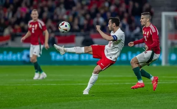 a ulusal futbol kadrosunda kilavuz kaptan hakan calhanoglu phCCR5tx jpg