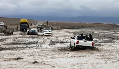 Afganistan’da olumsuz hava koşulları can aldı: En az 60 kişi öldü