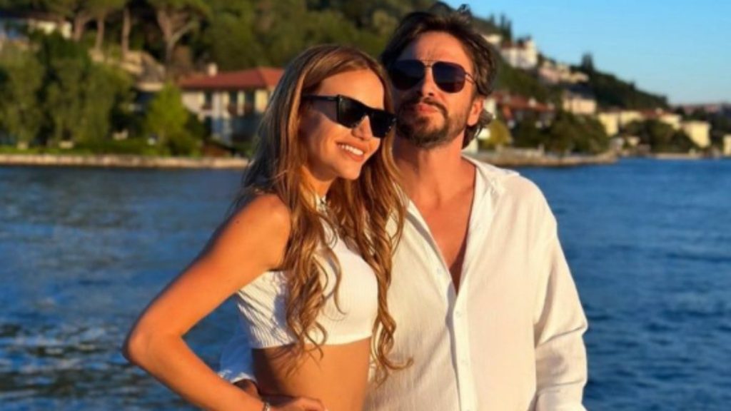 ahmet kuralin esi cagla gizem sahinden hamilelik pozu MiOHBh9n