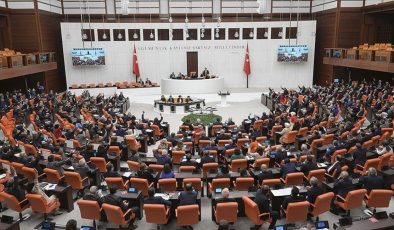 AK Parti’den yeni anayasa adımı: Bayram sonrası muhalefet ziyaret edilecek