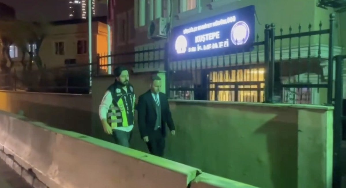 ali yerlikayadan geregi yapildi paylasimi istanbuldaki trafik magandasi yakalandi 1 Avg65bBC