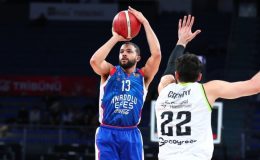 Anadolu Efes son dönemde kusur yapmadı