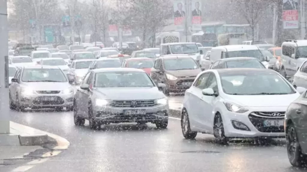 ankarada kar yagisi etkili oldu vTiEHVx7