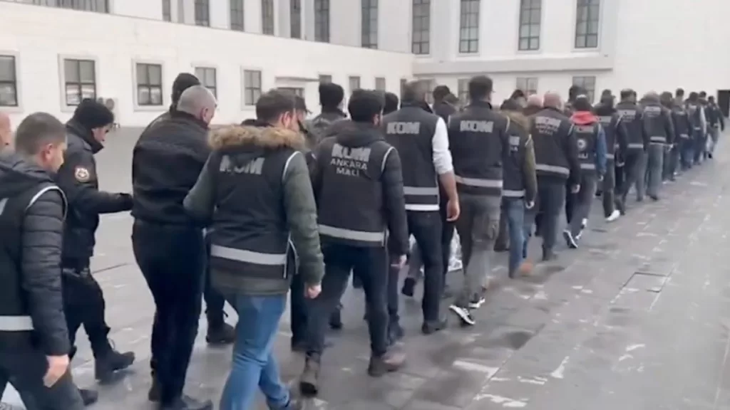 ankarada tefecilik operasyonu 44 supheli yakalandi JT3mFUlM