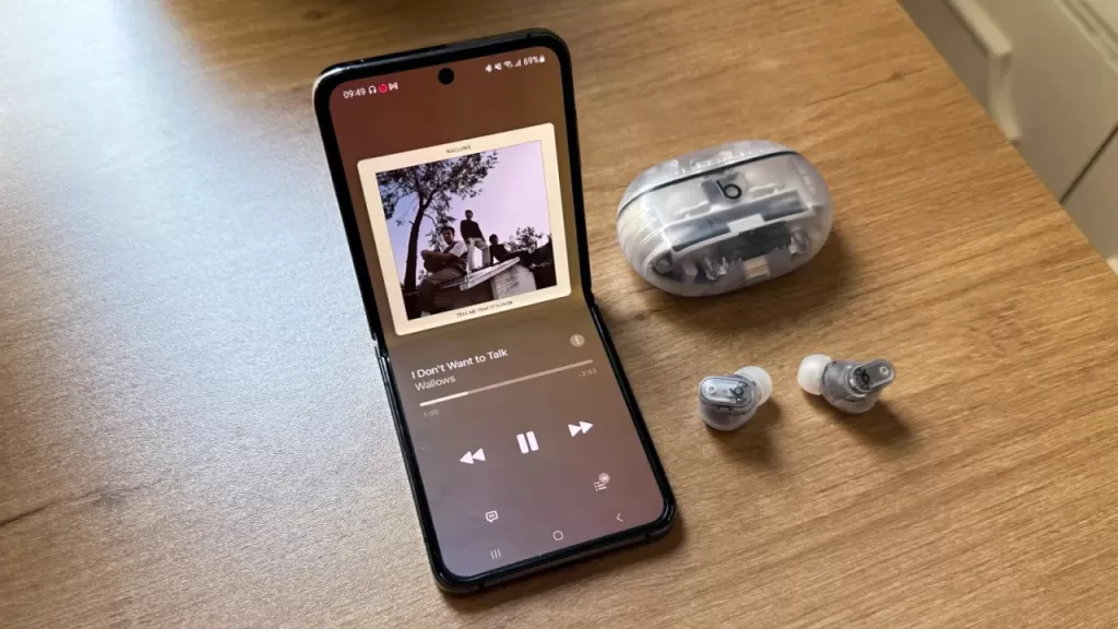 apple katlanabilir iphoneu tamamen rafa kaldirabilir KSTm2HDb