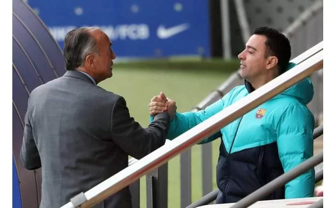 barcelona xaviyi ekipte tutmak istiyor 4jcCYyKO jpg