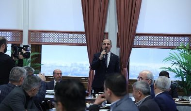 Başkan Altay Akyokuş Kasrı’nda Büyükşehir Meclis Üyeleriyle Buluştu