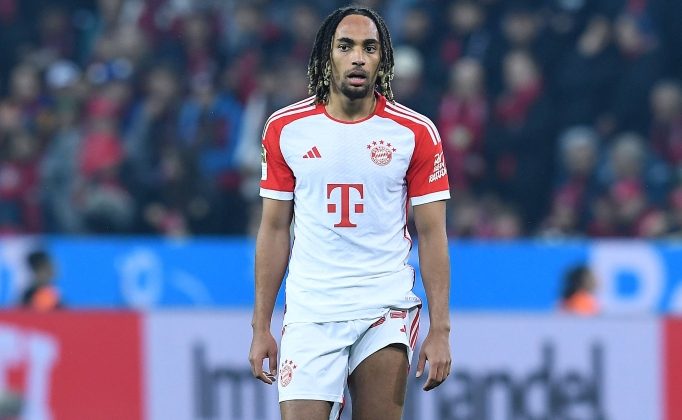 Bayern Münih’te Sacha Boey sakatlandı