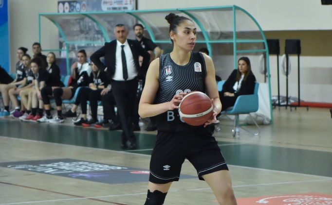 besiktas boanin konugu nesibe aydin 4nCtpeep