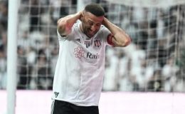 Beşiktaş’ın golcüleri maziyi mumla arıyor