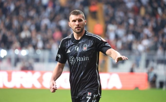 Beşiktaş’ta, Ante Rebic çıkmazı