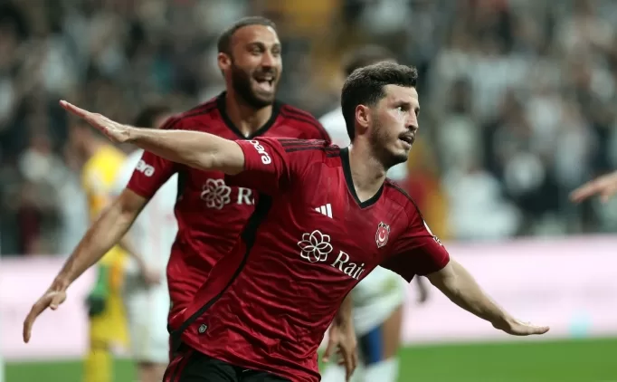 besiktasta cenk tosun ve salih ucandan idareye olay kelamlar 3qZBlgTc jpg