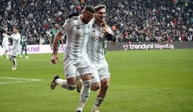 Beşiktaş’ta Cenk Tosun’a sürpriz öneri!