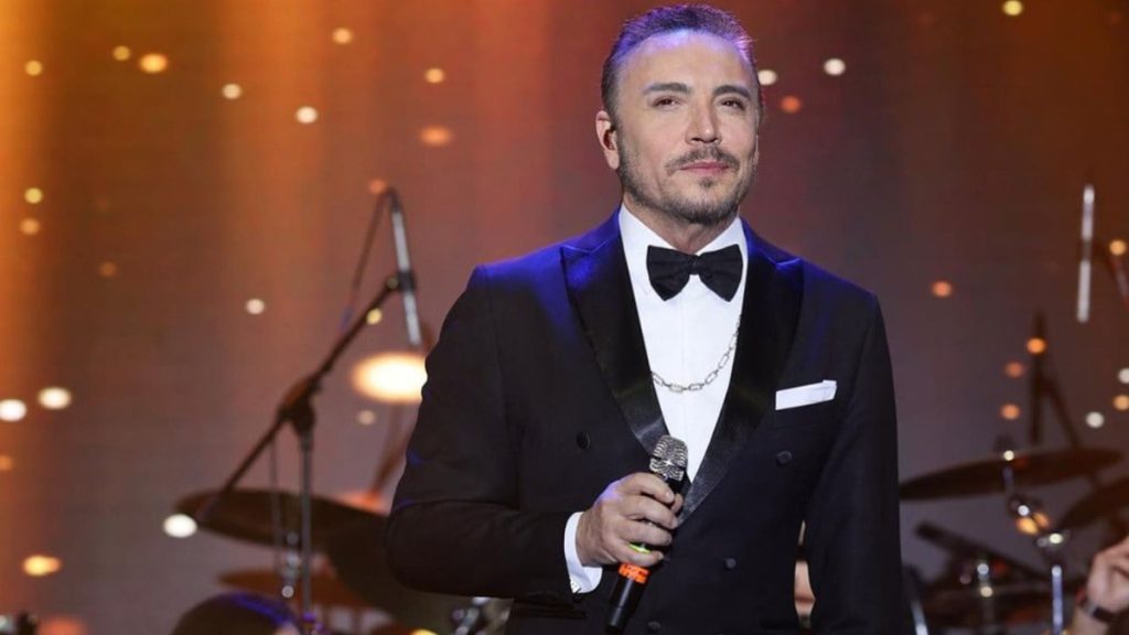 erkeklerde estetik furyasi cenk eren de yuzunu gerdirdi Oh2gPUWv