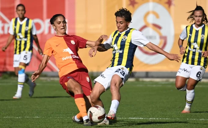 fenerbahce galatasaray birinci 11ler BhBrPsjr jpg