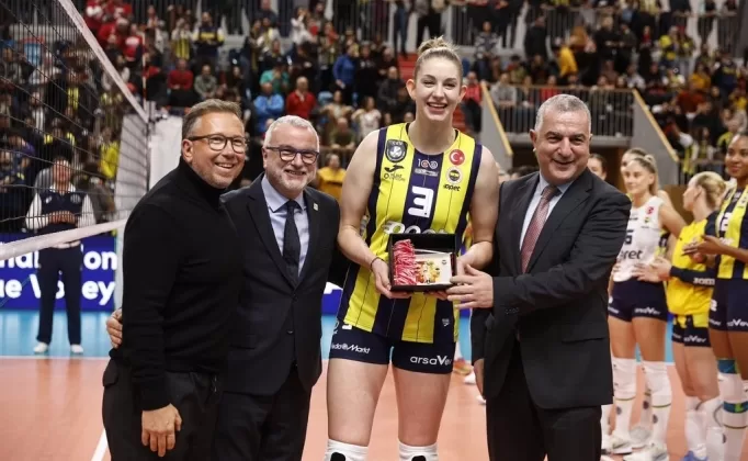 Fenerbahçe Opet’in yıldızı Magdalena Stysiak, transferi açıkladı!