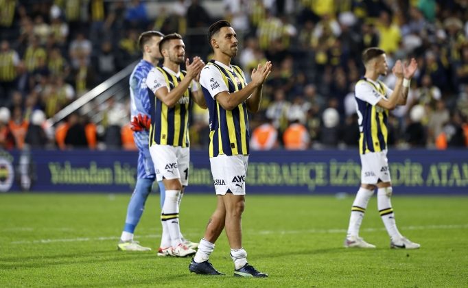 Fenerbahçe, Trabzonspor’a konuk oluyor