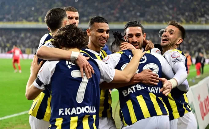 fenerbahcede futbolcular cekilmek istemiyor 7zXDjVgB jpg