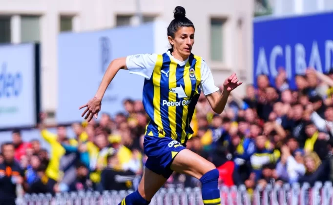 Fenerbahçeli futbolculardan şampiyonluk bildirisi