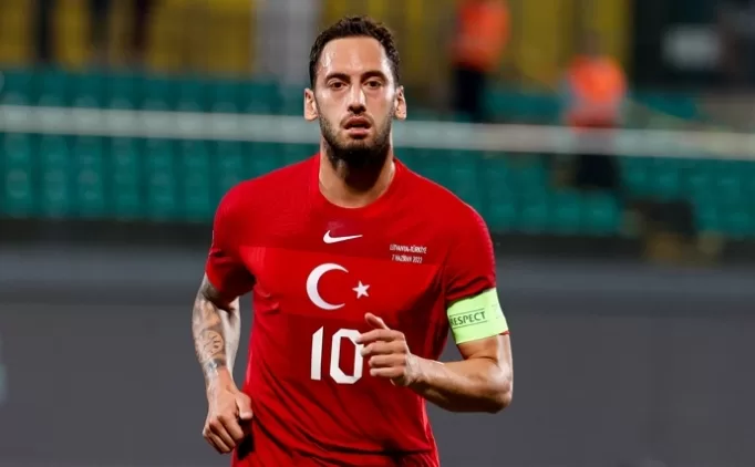 hakan calhanoglu hamit altintopu geride birakti 9q4kPSkB jpg