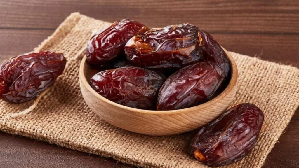 hurma paketindeki plastik cubuklar ne ise yariyor gercek sasirtti EwYHTaF2