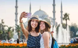 İstanbul turizme hızlı başladı: İlk 2 ayda 2 milyon 457 bin 518 turist geldi