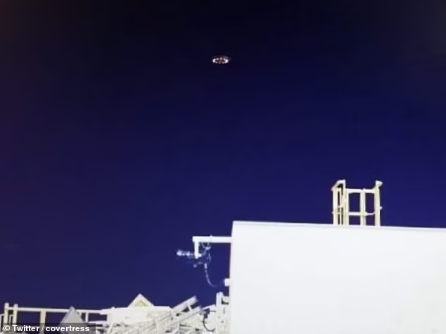 kafalari karistiran iki yeni ufo fotografi daha 0 RtvZIiSi