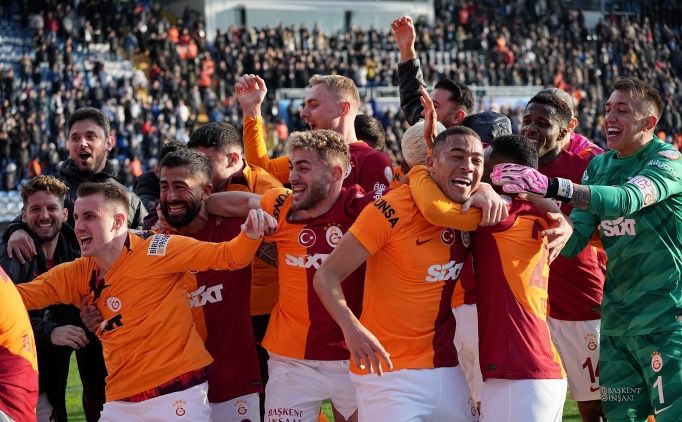 kerem demirbay mertens adamin dibi 8gWkt5Cr