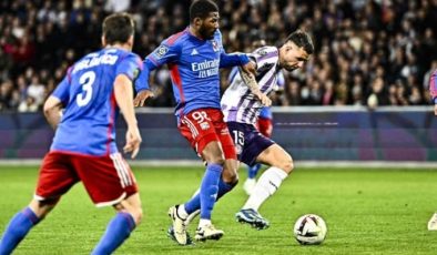Lyon, deplasmanda zorlansa da kazandı!