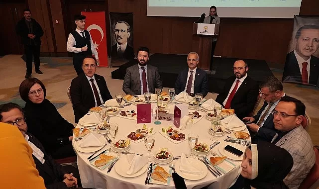 Nevşehir Belediye Başkanı Dr. Mehmet Savran, Çevre Yolu Projesi’ndeki desteklerinden dolayı Ulaştırma ve Altyapı Bakanı Abdulkadir Uraloğlu’na teşekkür etti