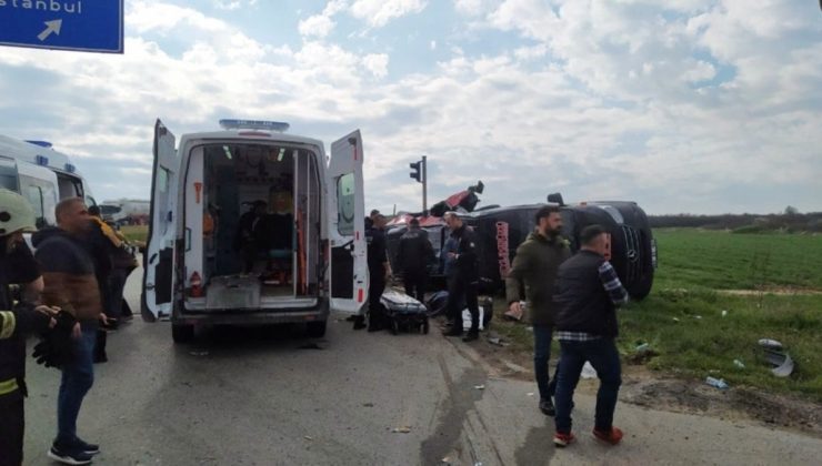 Tekirdağ’da korkunç kaza! Tırla yolcu minibüsü çarpıştı: 5 ölü, 10 yaralı