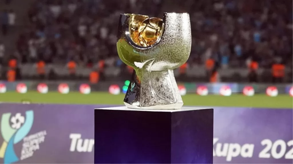 tff galatasaray ile fenerbahce arasinda 7 nisanda oynanacak super kupa macinin ertelenmeyecegini acikladi 5sGe2J6g