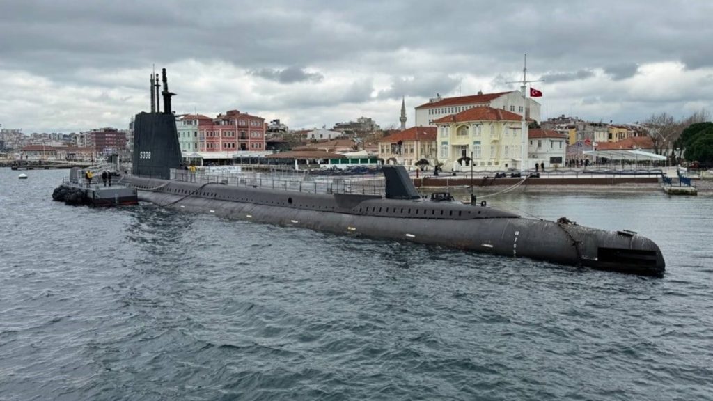 turkiyenin ilk denizalti muzesi tcg ulucalireis kapilarini halka aciyor KccjnJJg
