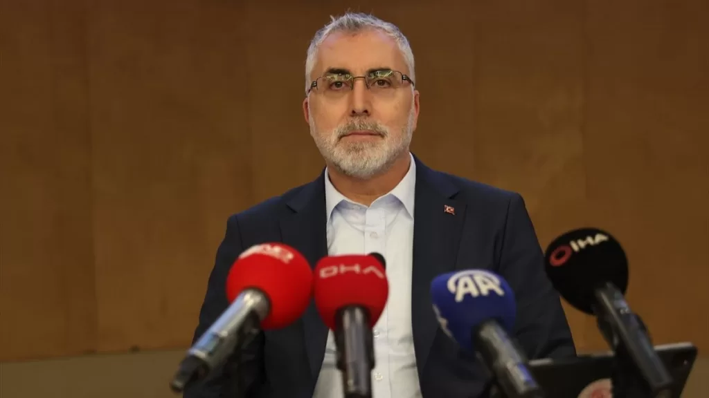 vedat isikhan turkiye ekonomisi ab ulkeleri arasinda en cok buyuyen ulke oldu ufKDBOD2