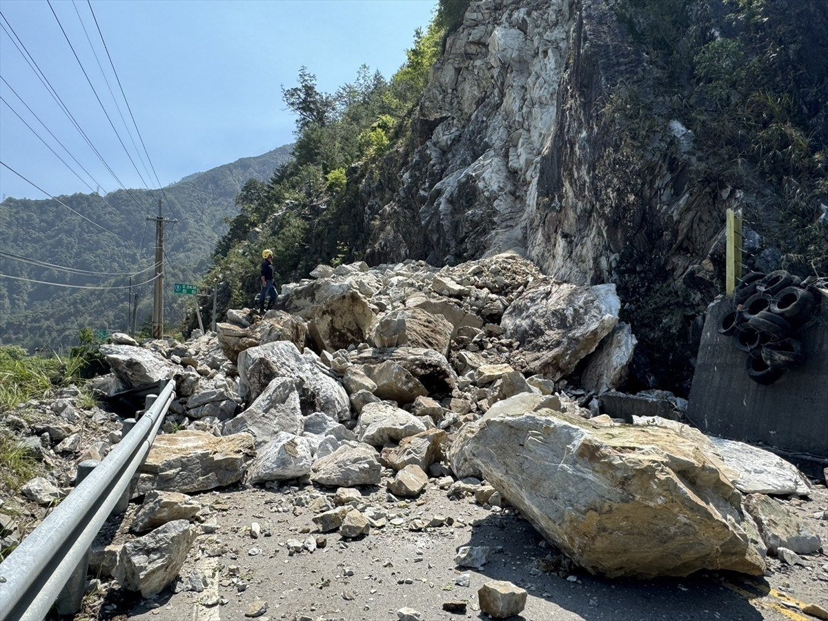 74lik depremle sarsilan tayvan sadece turkiyenin yardimini kabul etti 2 r6PppOkc