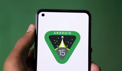 Android 15 ile durum çubuğu simgeleri tamamen değişiyor