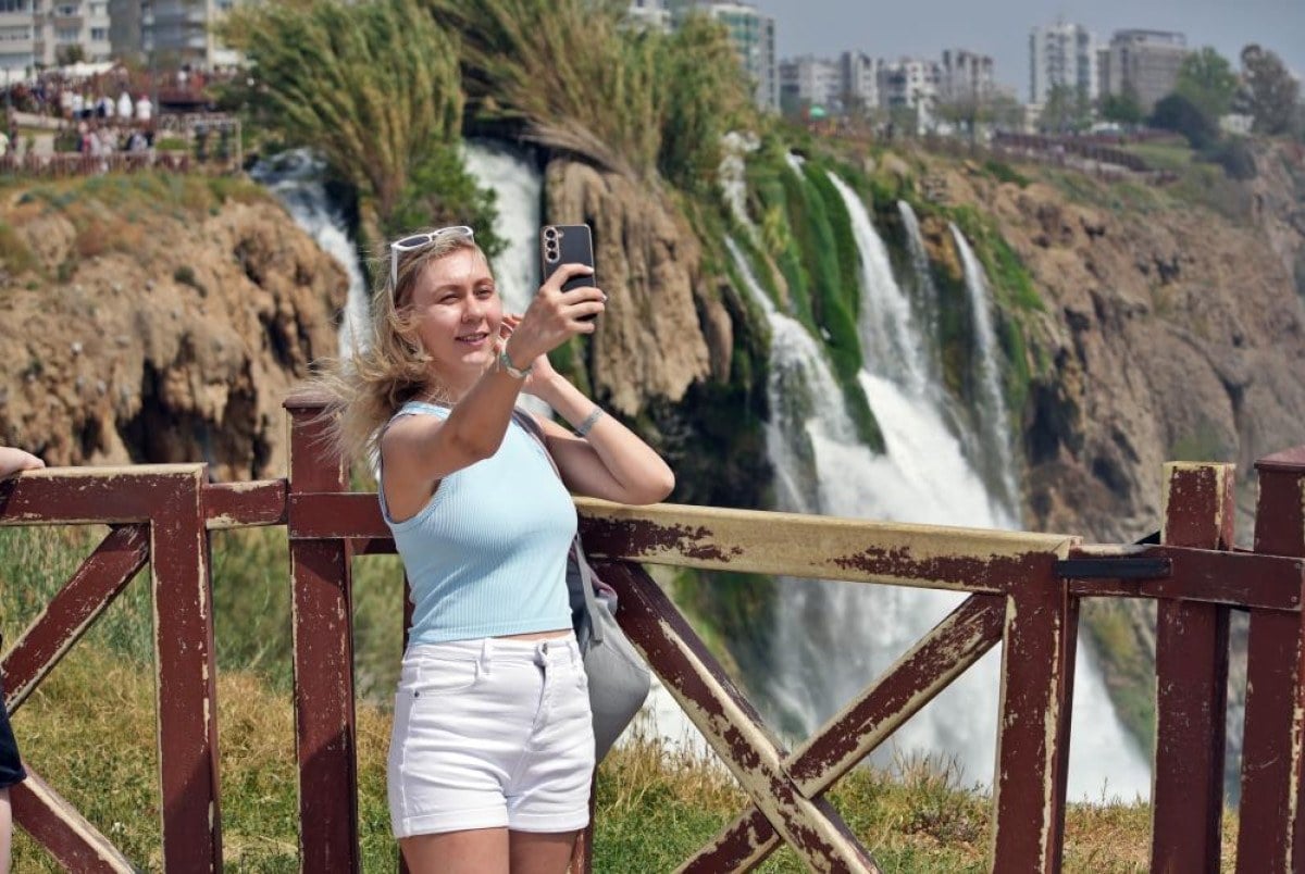 antalyada duden selalesi tatilci akinina ugradi 1 vdcwQHyP