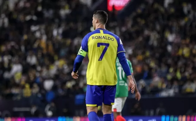 arabistanda ayin en duzgunu ronaldo XpSlcuTB jpg