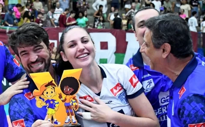 aras kargo annie mitchem ile anlasti 1OUtrtG6 jpg