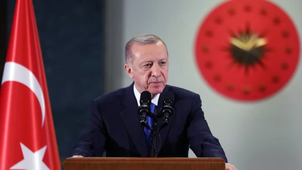cumhurbaskani erdoganin iki aylik yogun mesaisi 7nCFLUX9