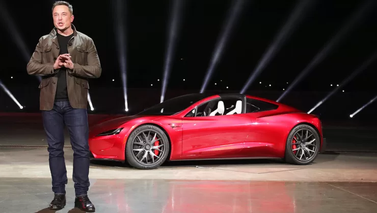 Elon Musk yine kafa karıştırdı: Tesla kendi işlemcisini yapmaya mı hazırlanıyor?