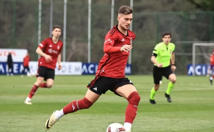 Ernest Muçi’ye Ada’dan yakın takip!