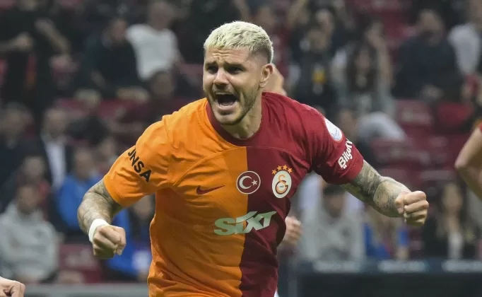 Galatasaray, ortadan 3 puanla döndü!