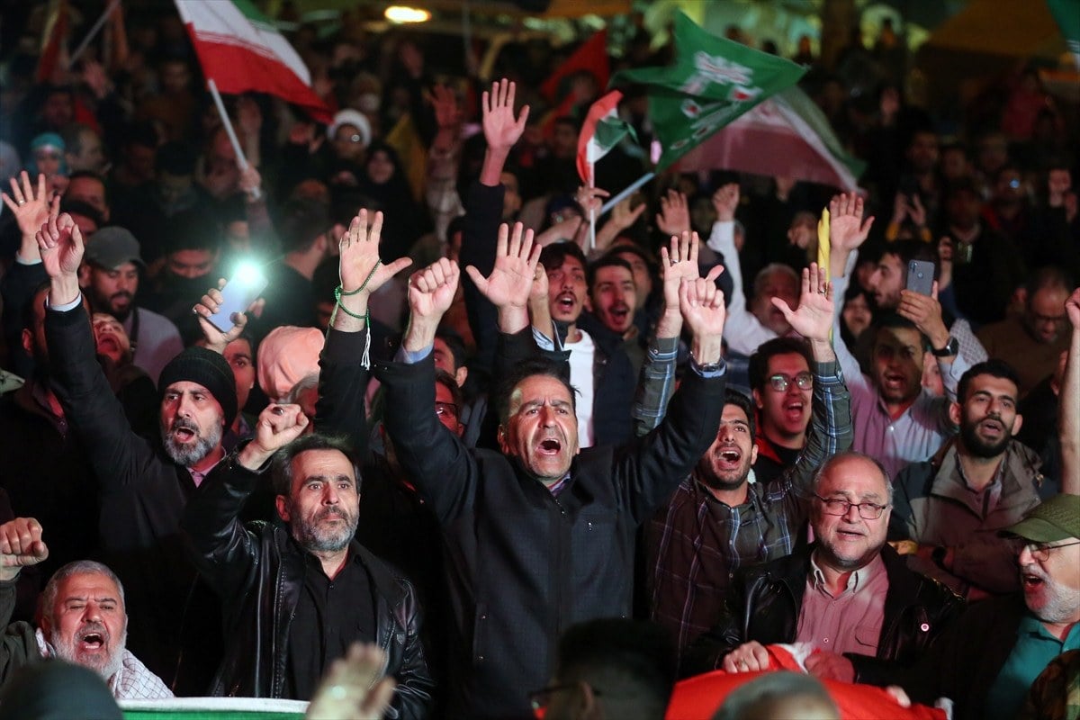 iranin israile saldirisi tahranda coskuyla kutlandi 9 6hzDrnur