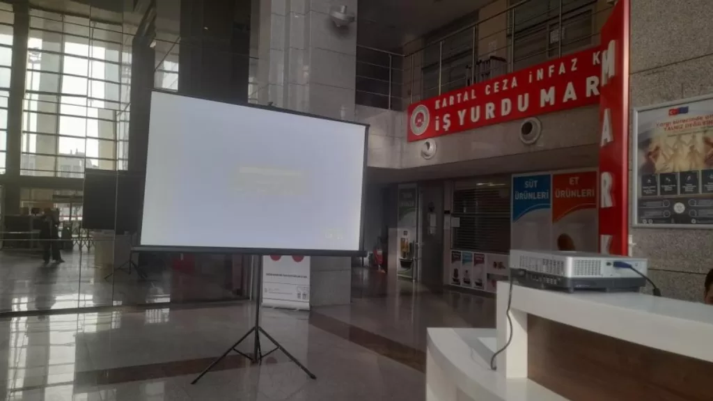 istanbul adalet sarayina resmi sonuclar icin ekran kuruldu UQVL82Yc