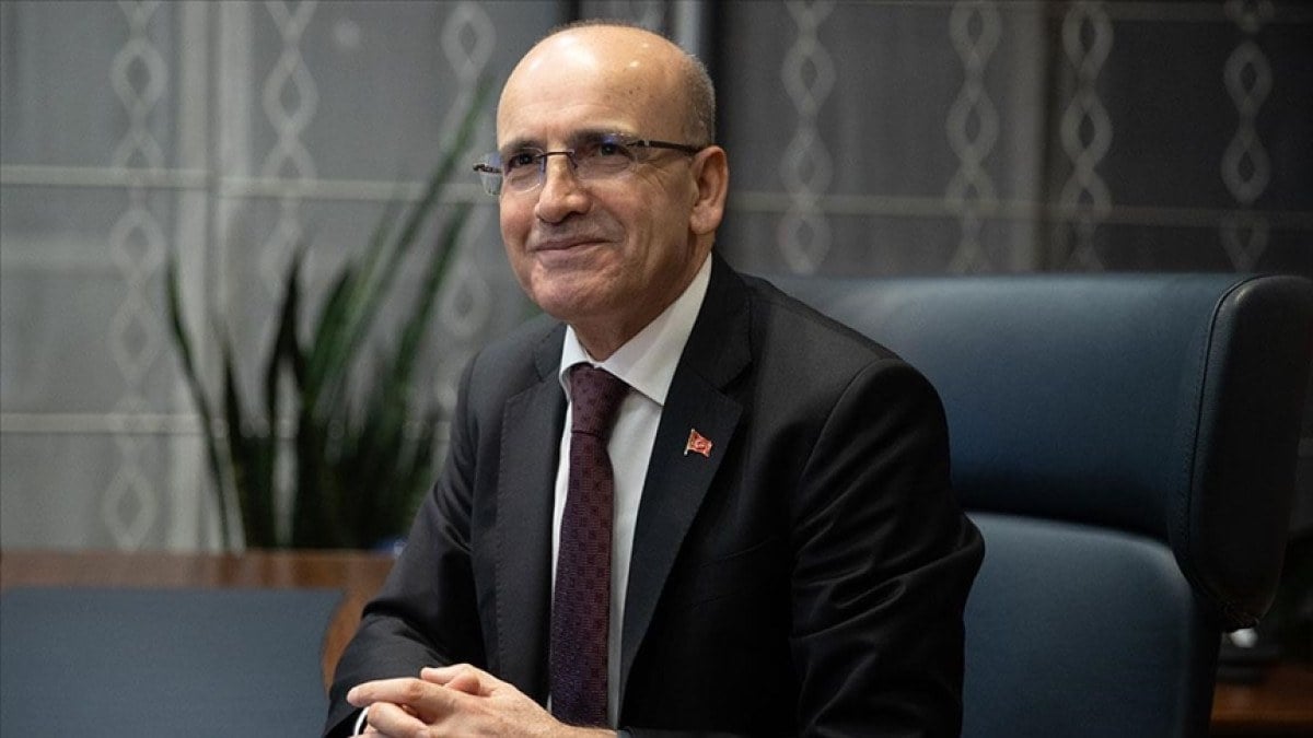 mehmet simsek aylik enflasyon ongorumuz dogrultusunda mart ayinda geriledi 0 FEpYbMRu