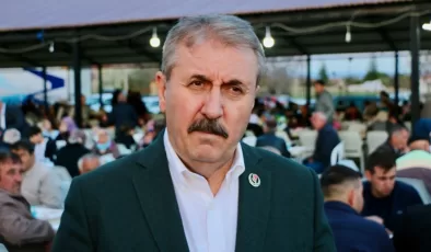 Mustafa Destici: Sivas’ta sokak köpeği sorununu çözeceğiz