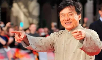 Öldüğü iddia edilmişti! 70 yaşındaki Jackie Chan’in son hali hayranlarını hayrete düşürdü