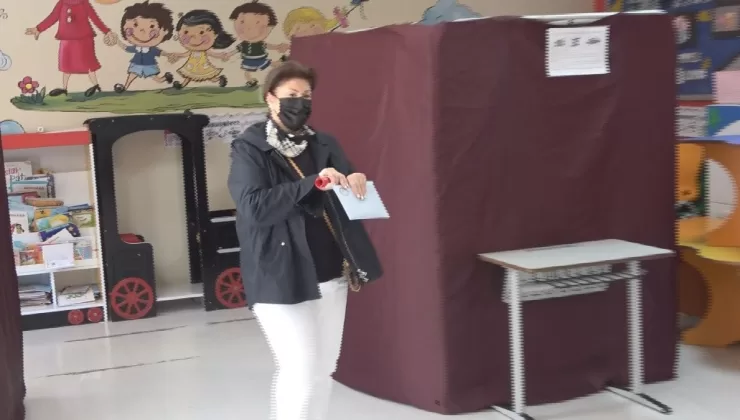 Oyuncu Gülşen Bubikoğlu oyunu Beykoz’da kullandı